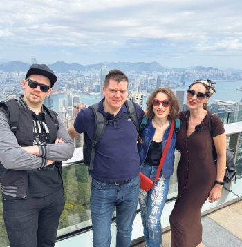 Ceļojumu šovs "Četri uz koferiem" dodas uz Ķīnu, Honkongu un Makao.