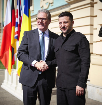 Kīrs Stārmers un V Zelenskis.