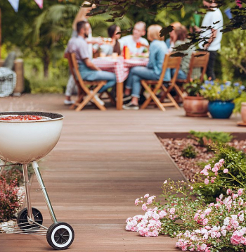 Terases konfigurāciju var izveidot visdažādāko – atbilstoši saimnieka vēlmēm.