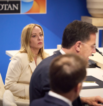 NATO samits. Meloni. 