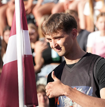 Eduards Avotiņš spēcīgā konkurencē kļuva par "Kings of Air" konkursa uzvarētāju.