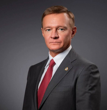Romāns Starovoits.