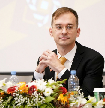 Partijas "Austošā saule Latvijai" valdes priekšsēdētājs Raivis Zeltīts.