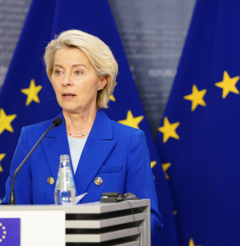 Eiropas Komisijas priekšsēdētāja Urzula fon der Leiena piedalās preses konferencē pēc tikšanās ar Ministru prezidenti Ministru kabinetā.