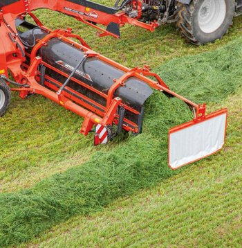 'Kuhn Merge Maxx' vālotājs.