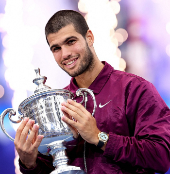 Karloss Alkarass otro reizi izcīnījis ASV atklātā tenisa čempionāta galveno balvu, bet kopā viņam nu jau seši "Grand Slam" turnīru uzvarētāja tituli.