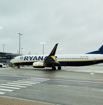 Lidosta "Rīga" (RIX). "Ryanair".