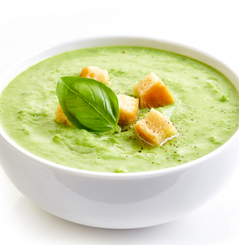 Brokoļu un siera zupa. Brokoļu un siera zupa.