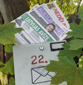 "Latvijas Avīzes" pastkastītē.