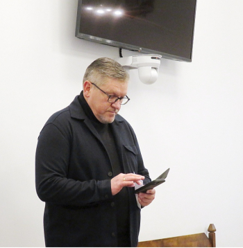 Mareks Segliņš tiesas sēdē.