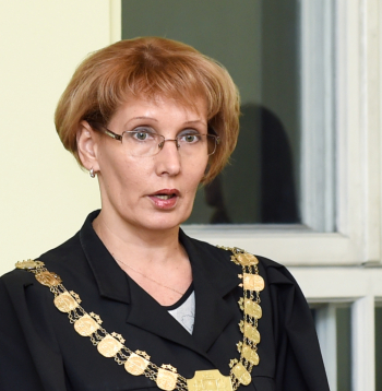 Rīgas rajona tiesas priekšsēdētāja Inese Siliņeviča.