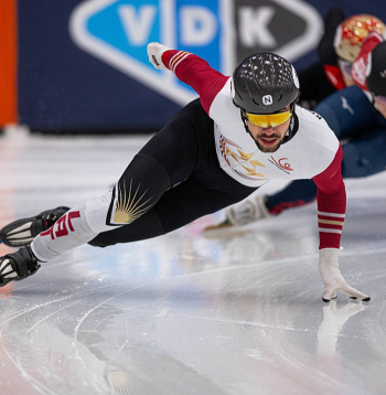 Šorttrekists Roberts Krūzbergs Latvijai nopelnījis Milānas olimpiskās kvotas visās trīs individuālajās distancēs.