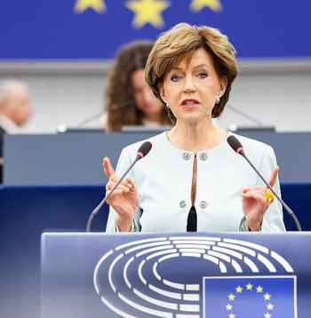 Parlaments ir pastiprinājis Eiropas Komisijas sākotnējo priekšlikumu, norādot ceļu arī uz naftas un tās produktu aizliegumu, kā arī pārtraucot ilgtermiņa līgumus ātrāk, nekā sākotnēji ierosināts – uzskata Inese Vaidere, viena no ziņotājām par Krievijas gāzes aizlieguma likumprojektu Eiropas Parlamentā.