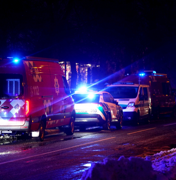 Rīgā, Torņakalnā, gāzes sprādziena dēļ daļēji sagruvis daudzstāvu ēkas jumts un daļa piektā stāva.