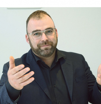 Uzņēmuma "Dotnuva Seeds" valdes priekšsēdētājs Mihails Vilcāns: "Šajā ziemas kviešu audzēšanas sezonā sertificētas sēklas izmantošana samazināsies par kādiem 20%. Daļa zemnieku rudenī nespēja savlaicīgi apsēt laukus lietavu dēļ, bet daļai ir finanšu problēmas."