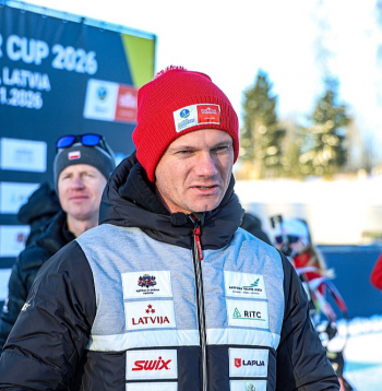 Talsu novada sporta skolas direktors Kaspars Sakniņš LBF vada četrus gadus un var būt gandarīts, ka Milānas un Kortīnas olimpiskajās spēlēs pirmo reizi kopš 2010. gada Latvija biatlonā būs pārstāvēta ar stafetes komandu gan vīriešu, gan sieviešu konkurencē.