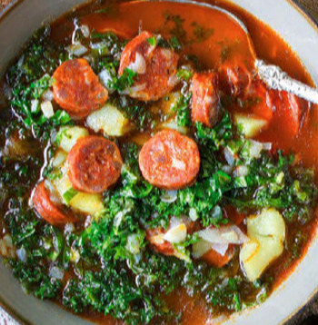 Lapu kāpostu zupa ar pērļu grūbām. Lapu kāpostu zupa ar pērļu grūbām.