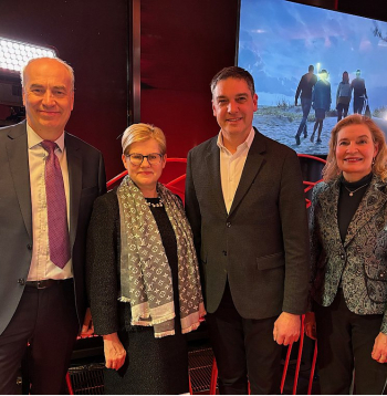 "Oulu – kultūras galvaspilsēta 2026" atklāšanas svinībās: Somijas vēstniece Latvijā Anne Saloranta (no labās), Liepājas mērs Gunārs Ansiņš, Latvijas vēstniece Somijā Dace Treija-Masī un Somijas vēstnieces dzīvesdraugs Kari Saloranta.