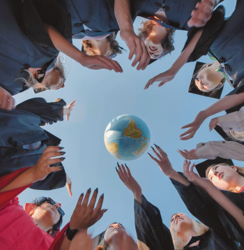 Dinamisku notikumu griežos.