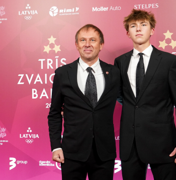 Egils Valeinis un dēls Ēriks Valeinis.