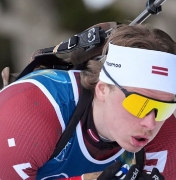 Renāram Birkentālam distancē bija 48. ātrākais slēpojuma laiks, kolēģim Andrejam Rastorgujevam – 46.