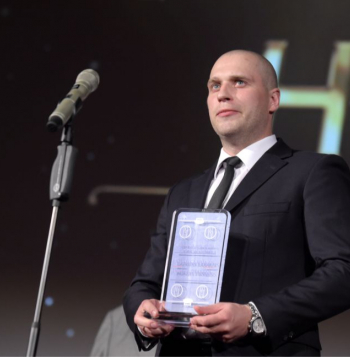 Olimpiskajā turnīrā tiesā arī latvietis Andris Ansons.