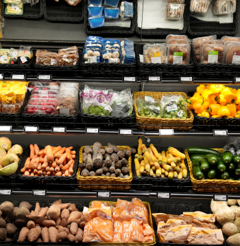 Pārtika. Svaigi dārzeņi.