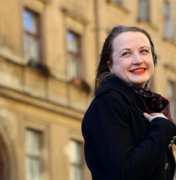 Kristiāna Šuksta: "Galvenais iemesls, kāpēc es rakstu, ir tas, ka ikdienā neprotu sarunvalodu lietot pietiekami precīzi, lai justos saprasta."