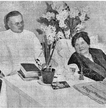 Aspazija slimnīcā 1936. gada janvārī. Aspazija slimnīcā 1936. gada janvārī.