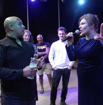 Magoni Liedeskalnu neapmierina šņabis balvā par uzvaru konkursā: "Es nedzeru un nekad neesmu dzērusi".