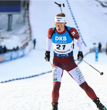 Nupat 17. dzimšanas dienu atzīmējušais Rihards Lozbers uz pavasara pusi uzlaboja šaušanu un jau kļuvis par Latvijas vīriešu biatlona komandas līderi.