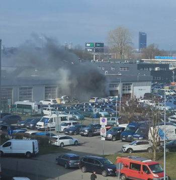 Ugunsgrēks Krasta ielā Rīgā.