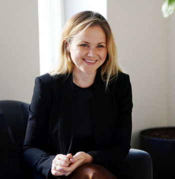 Pētījumu un vadības konsultāciju uzņēmuma "Figure Baltic Advisory" valdes locekle un vecākā konsultante Anta Praņēviča. 