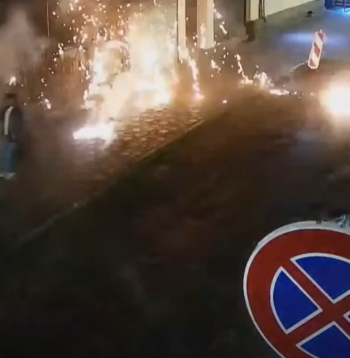 Pirotehnikas izmantošana uz ielas Daugavpilī.