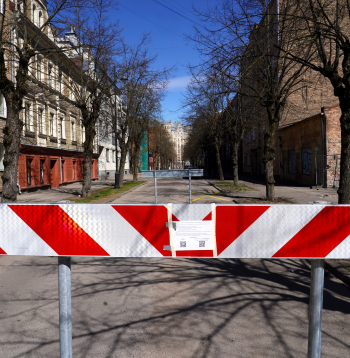 Satiksmes organizācijas maiņa Vārnu ielā.