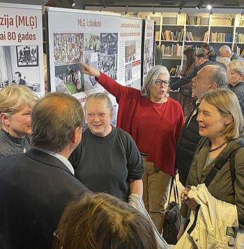 Izstādes "Minsteres Latviešu ģimnāzija un tās nozīme trimdai un Latvijai 80 gados" atklāšana.
