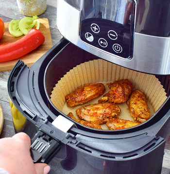 'Air Fryer' krāsniņa. 'Air Fryer' krāsniņa.