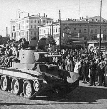 Padomju tanku ierašanās Rīgā 1940. gada 17. jūnijā.