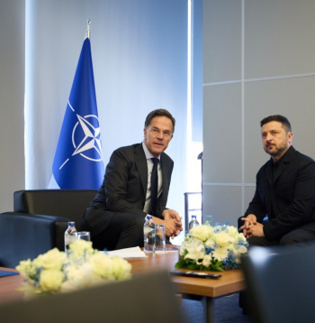 NATO samits. Volodimirs Zelenskis un Marks Rite.