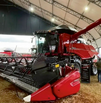 'Case Axial-Flow 160 Automation' kombains.