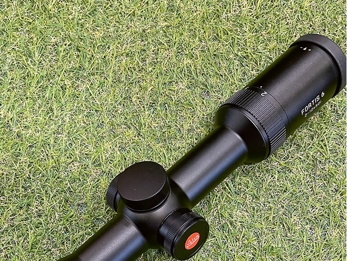 T;emeklis "Leica Fortis 6 2-12x50i".