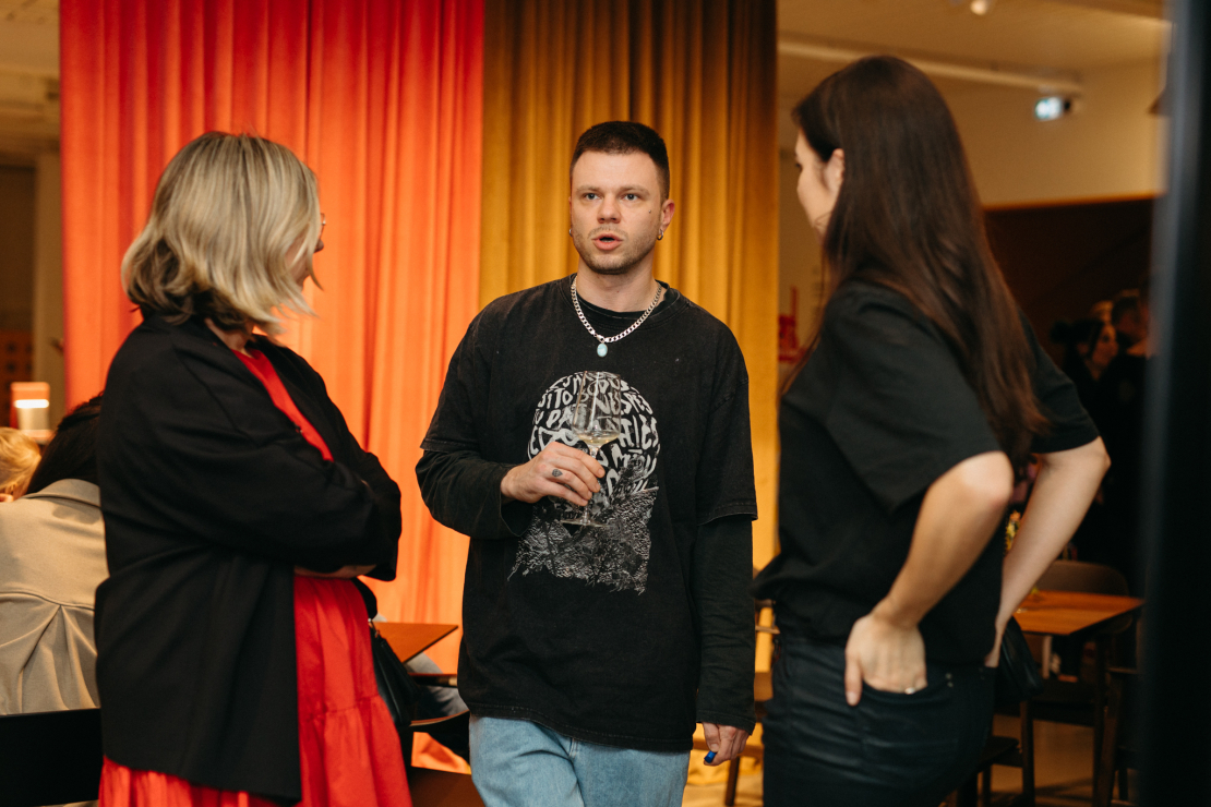 Gustavo jaunā albuma noklausīšanās pasākums.
