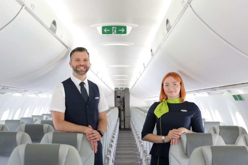 "airBaltic" personāls