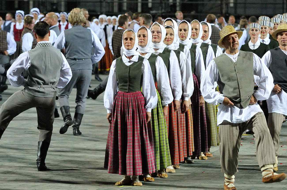 Dziesmu un deju svētki