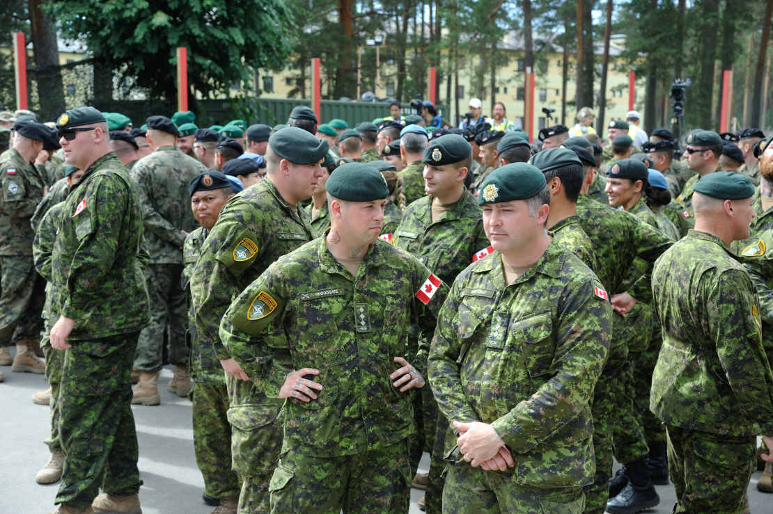 NATO karavīri Ādažu bāzē.