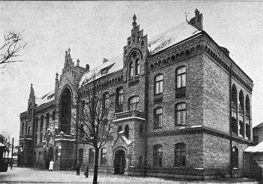 Rīgas pilsētas slimnīcas galvenā ēka 20. gs. sākumā.