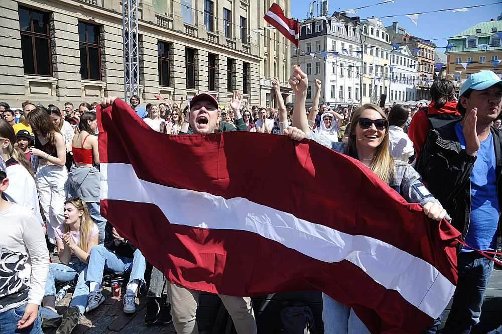 Hokejisti pacēla spārnos visu Latviju.