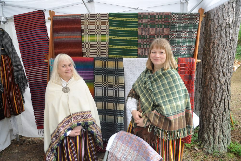 Latvijas Etnogrāfiskajā brīvdabas muzejā tradicionālais gadatirgus.