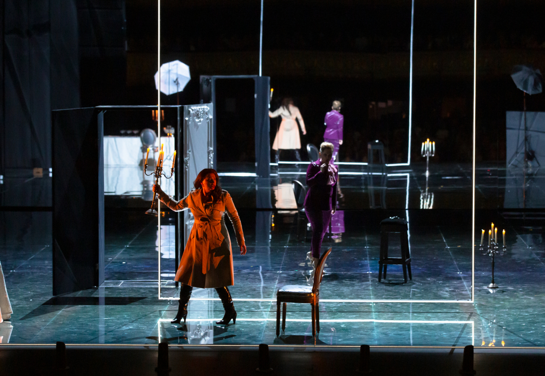 Operas "Adriāna Lekuvrēra" pirmizrāde Latvijas Nacionālajā operā.