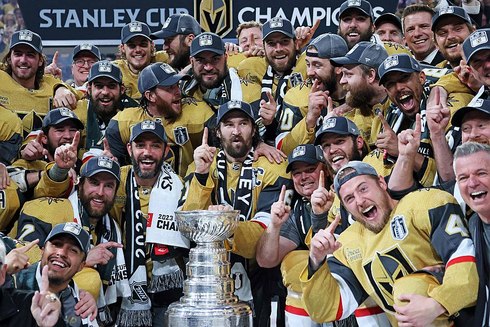 Vegasas "Golden Knights" komanda sešos pastāvēšanas gados Stenlija kausa finālā spēlēja otro reizi, atšķirībā no 2018. gada šoreiz tiekot pie prestižās trofejas.